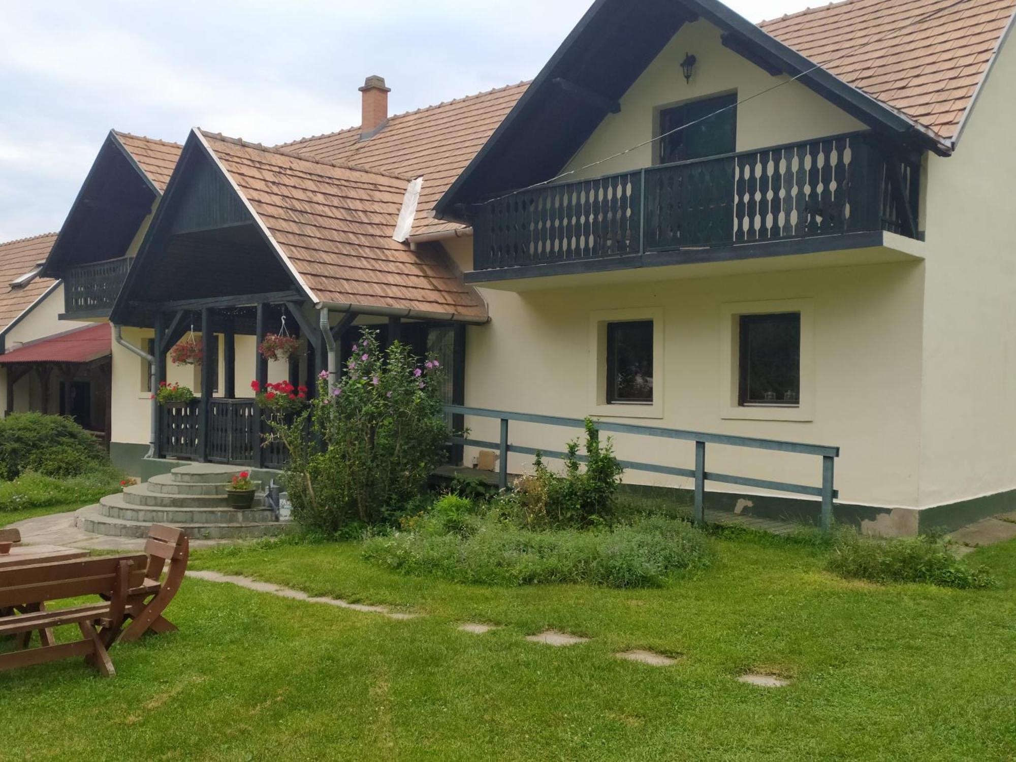 Panzió-Kemping Bekölce Bekolce Bagian luar foto