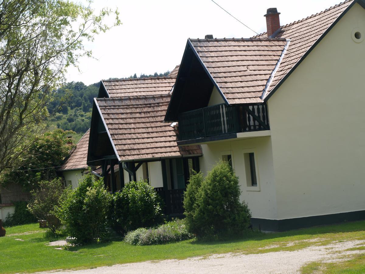 Panzió-Kemping Bekölce Bekolce Bagian luar foto